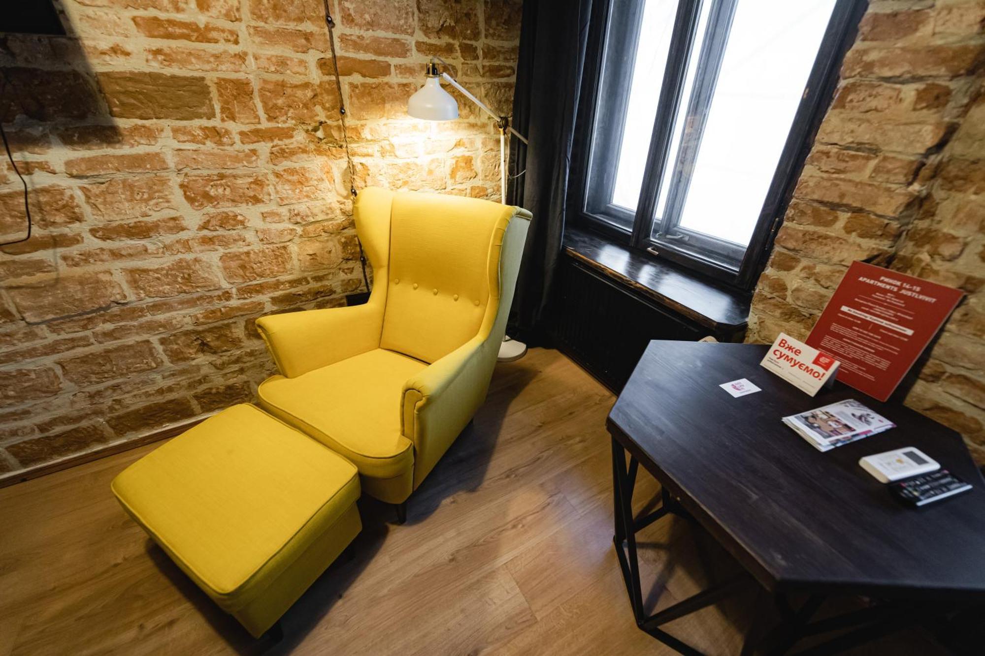Apartments Justlvivit At The Rynok Square Luaran gambar
